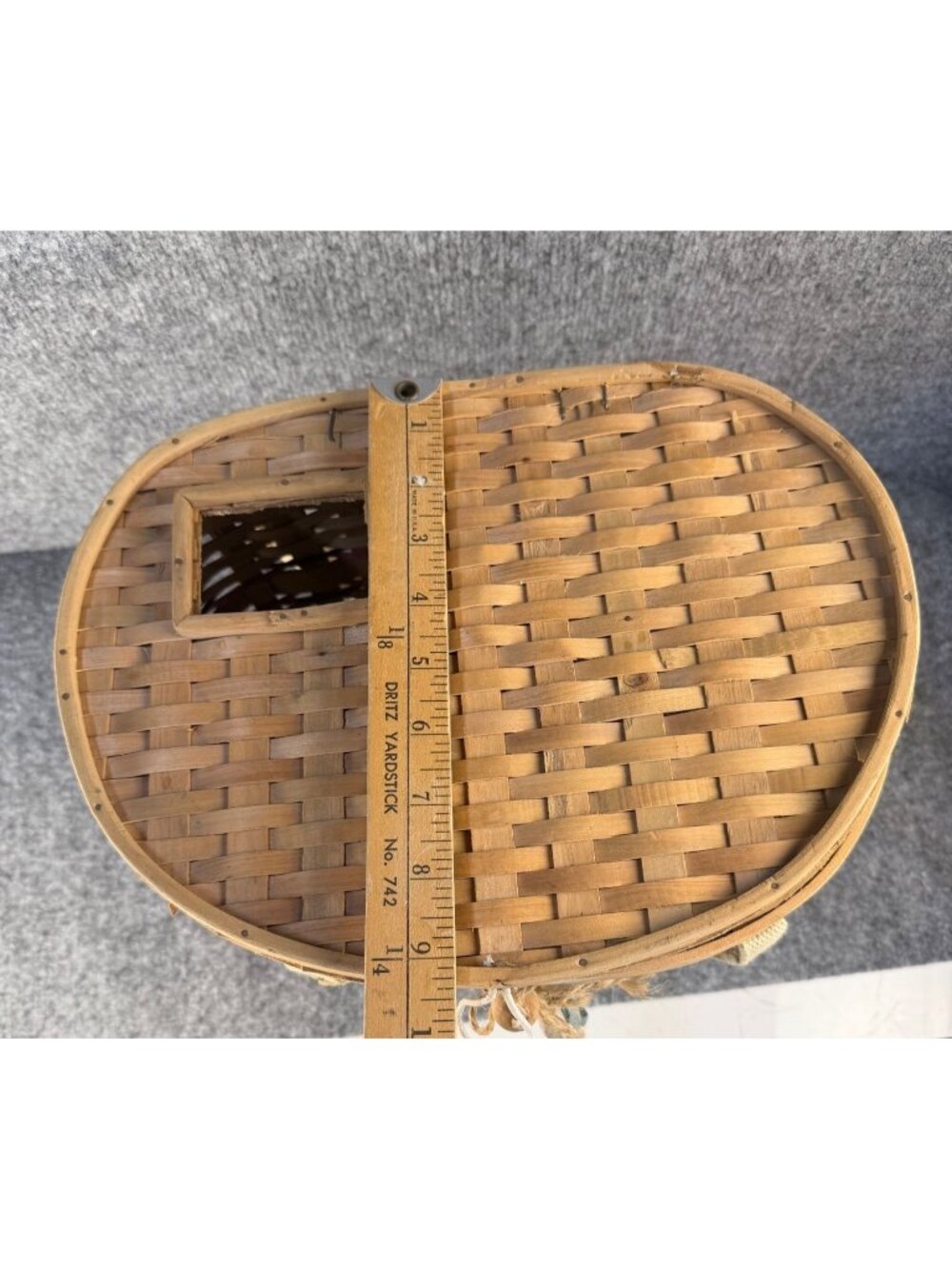 Vintage Woven Fishing Creel Basket Backpack Rustic Cabin Decor Cottagecore - Picture 6 of 16